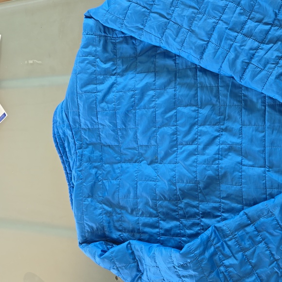 Patagonia Men's Puffer Coat - Picture 13 of 13